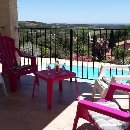 Piscine-spa Vue Grandiose. Villa *